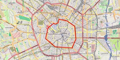 Куточок Мілан з картою